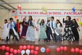 Performance by students of Std. IX